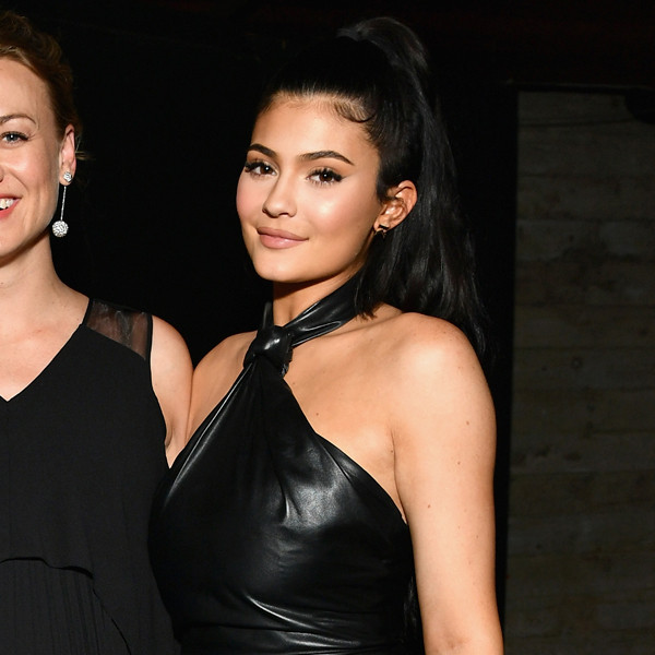 Amanda Brugel, Yvonne Strahovski, Kylie Jenner Amanda Brugel, Yvonne Strahovski, Kylie Jenner
